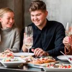guide to catering for large groups dos and don'ts